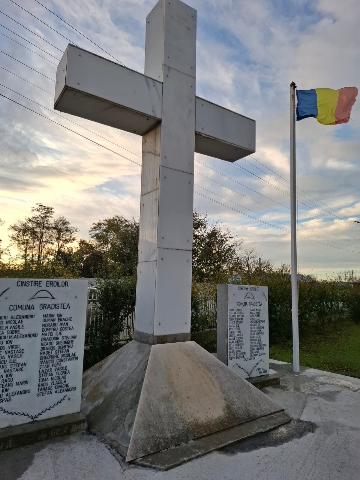 Monumentului Eroilor Comunei Grădiștea